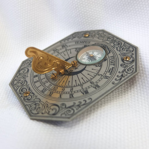 Francis Barker Pocket Sundial Compass c.1932