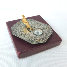 Francis Barker Pocket Sundial Compass c.1932