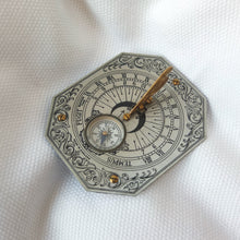 Francis Barker Pocket Sundial Compass c.1932