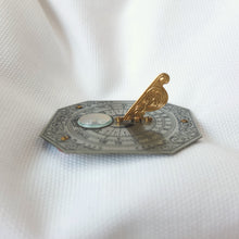 Francis Barker Pocket Sundial Compass c.1932