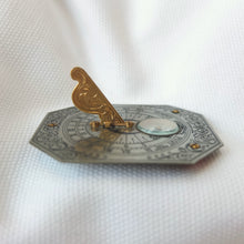 Francis Barker Pocket Sundial Compass c.1932