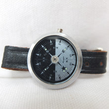Japanese 'Singer's' Wrist Compass c.1960